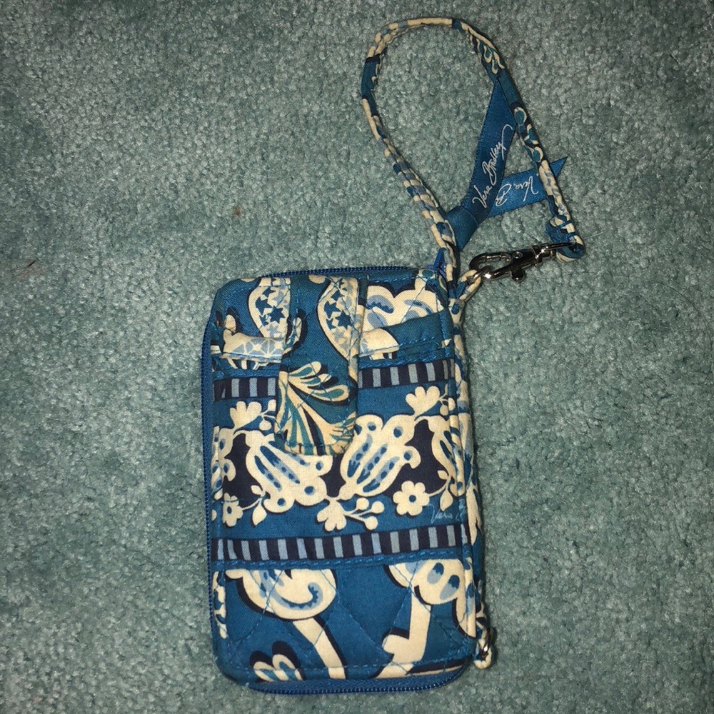 Vera Bradley Carry It All Wristlet (inBlue Lagoon)